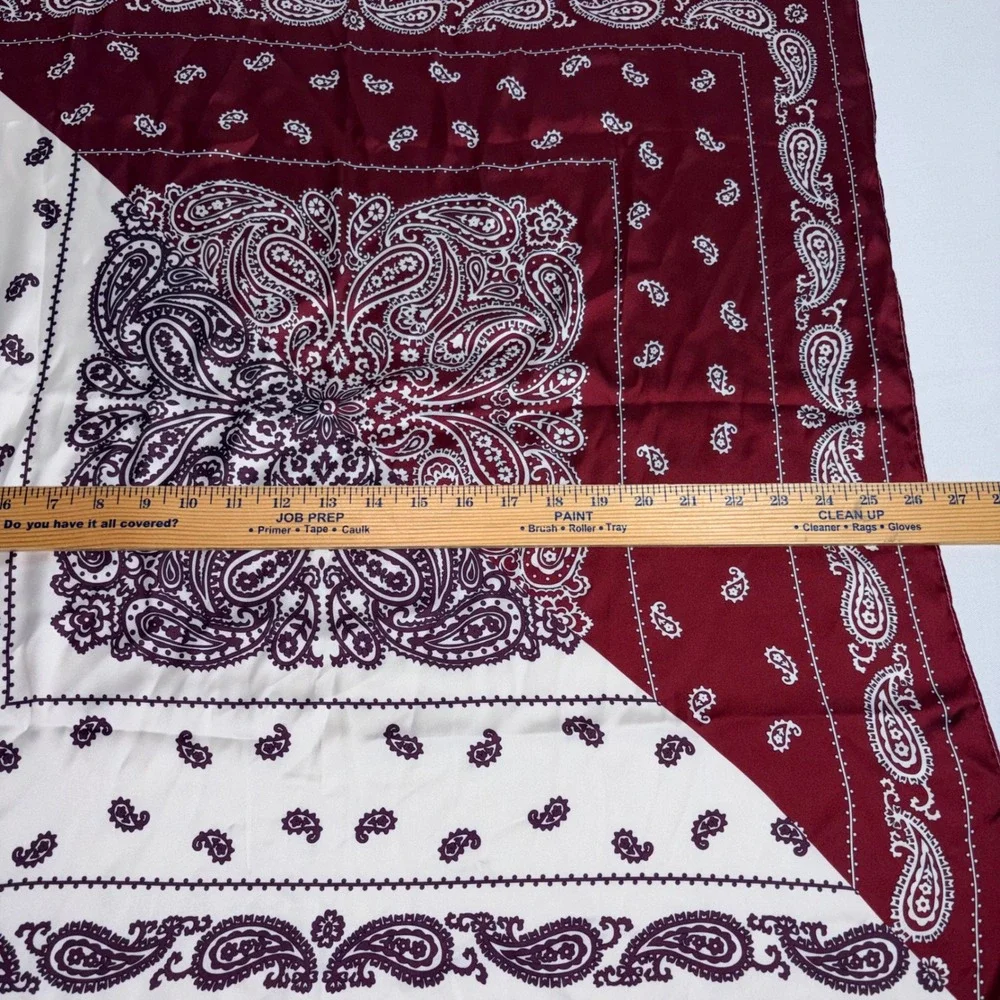 Paisley Square Scarf Burgundy White Excellent Silky Bandana Wrap 26.5 x 26.5 in